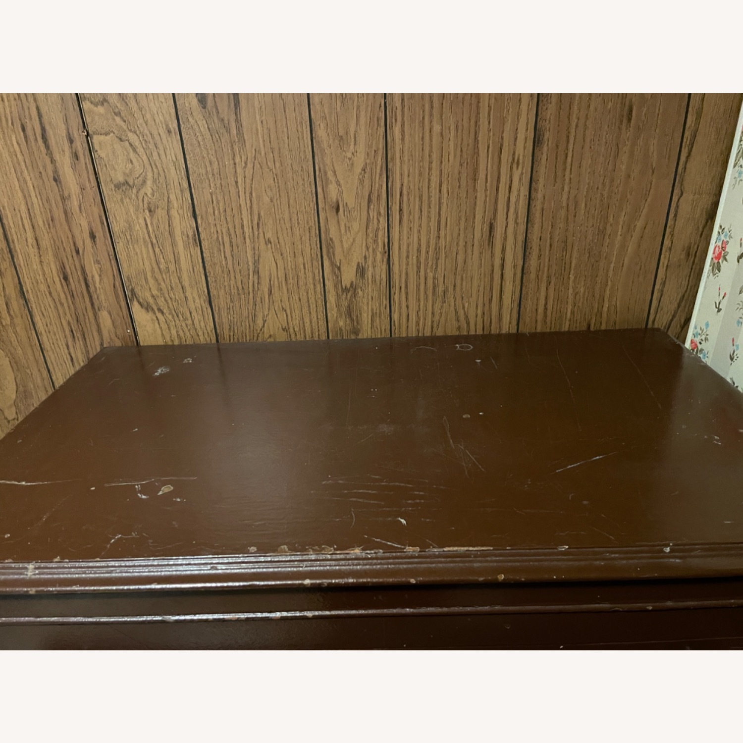 Vintage Mid-Century Modern 5-Drawer Dresser - image-4