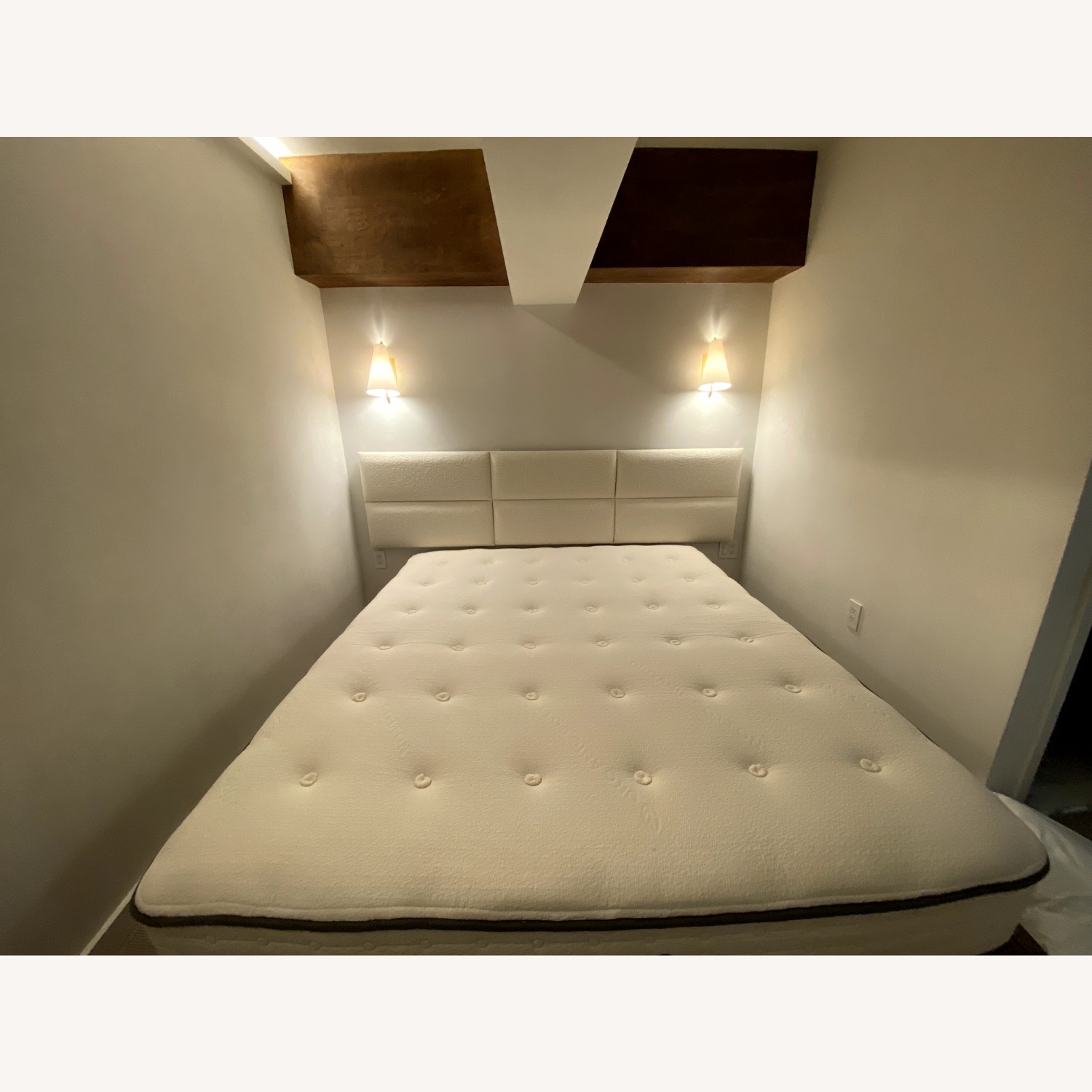 Malibu Natural Wood California King Bed - image-3