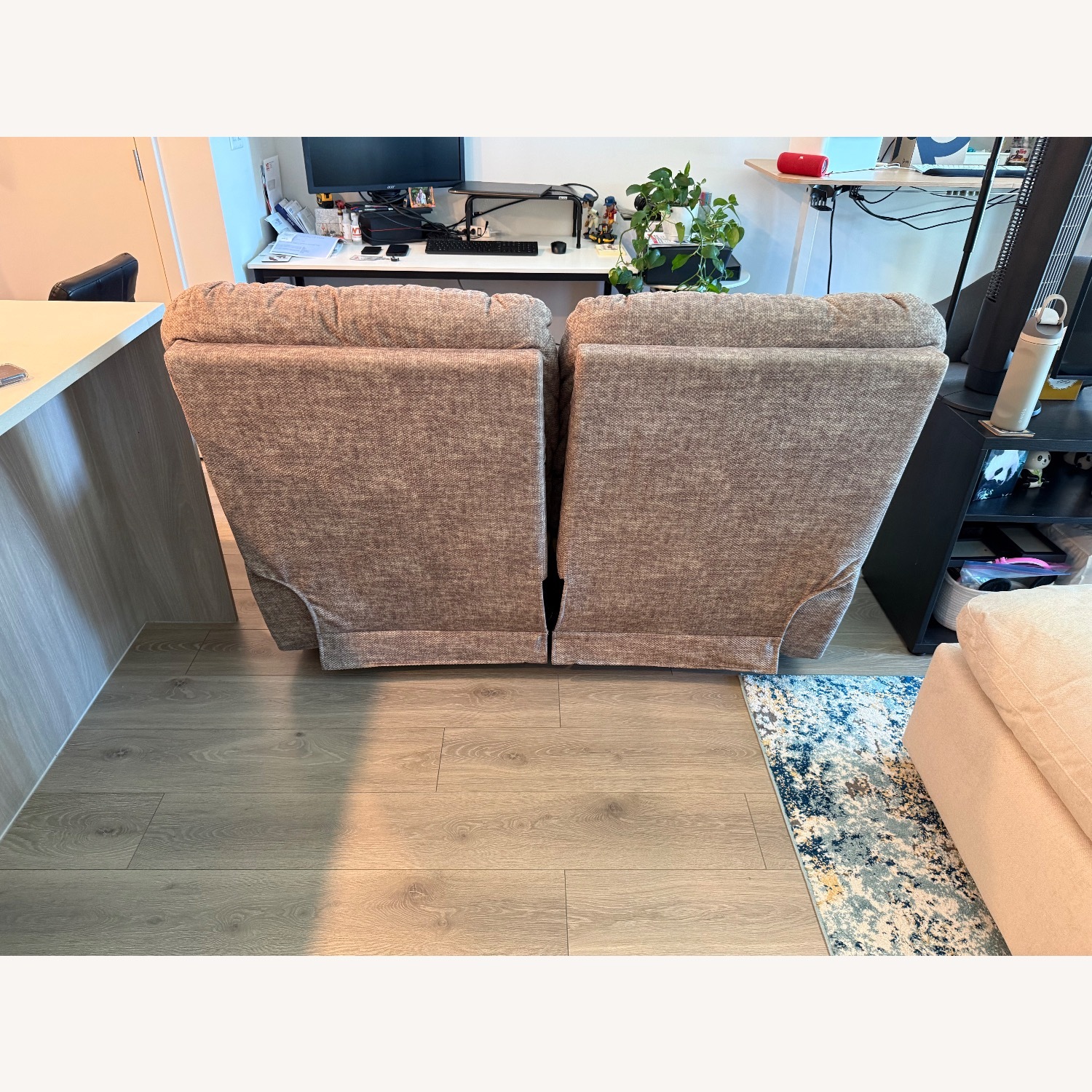 La-Z-Boy Hayes Loveseat - image-7