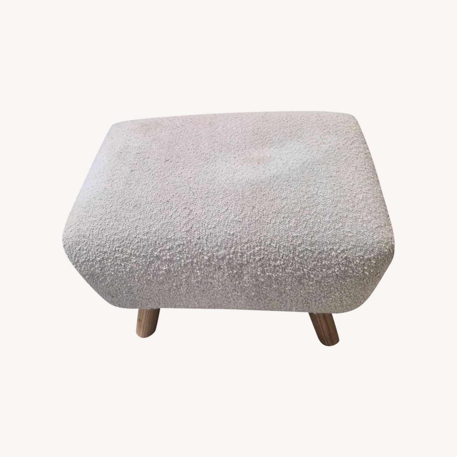 Article Gabriela Ottoman - image-0