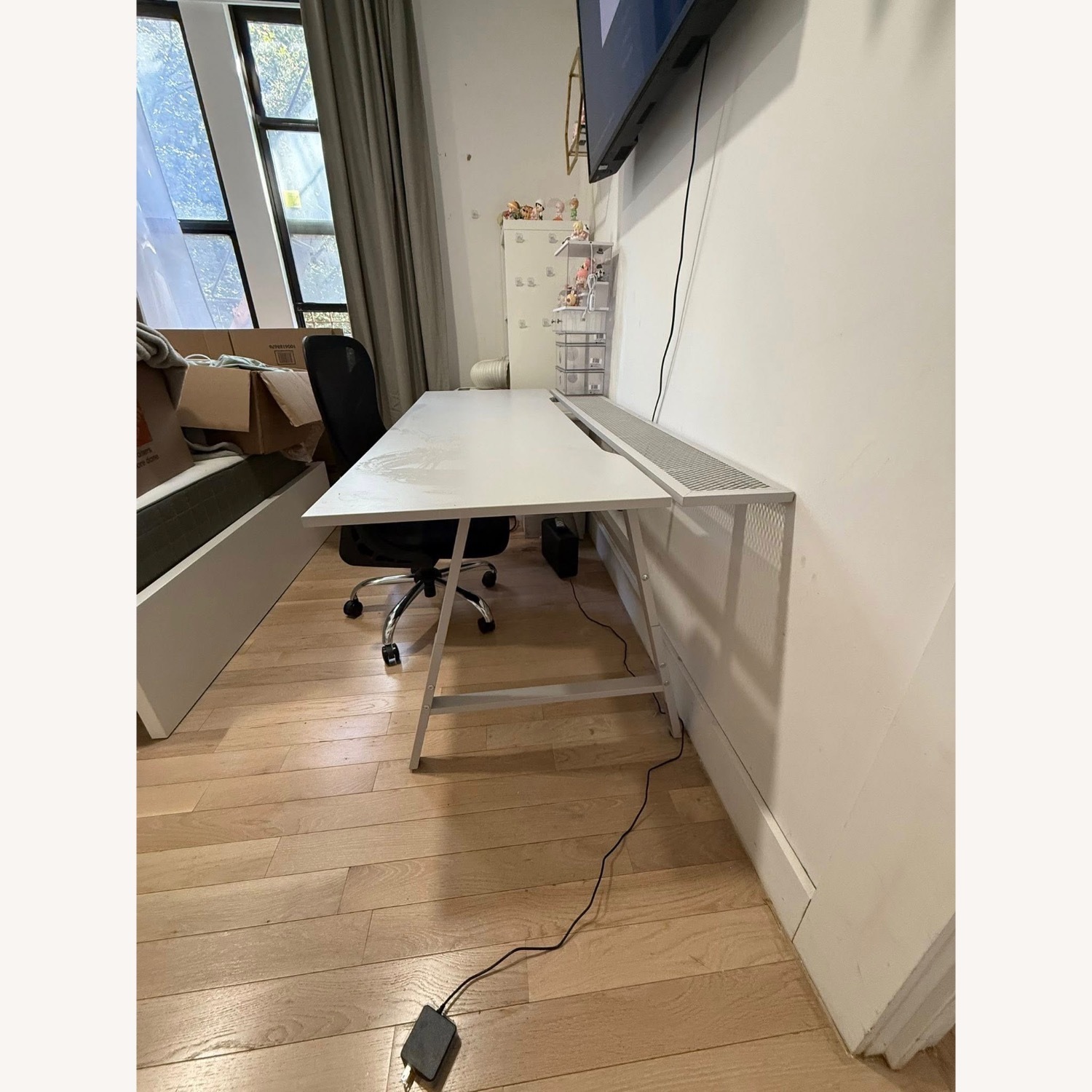 IKEA Utespelare White Desk - image-3