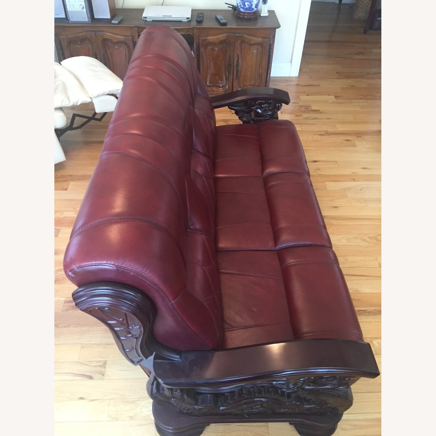 Sofa - image-2