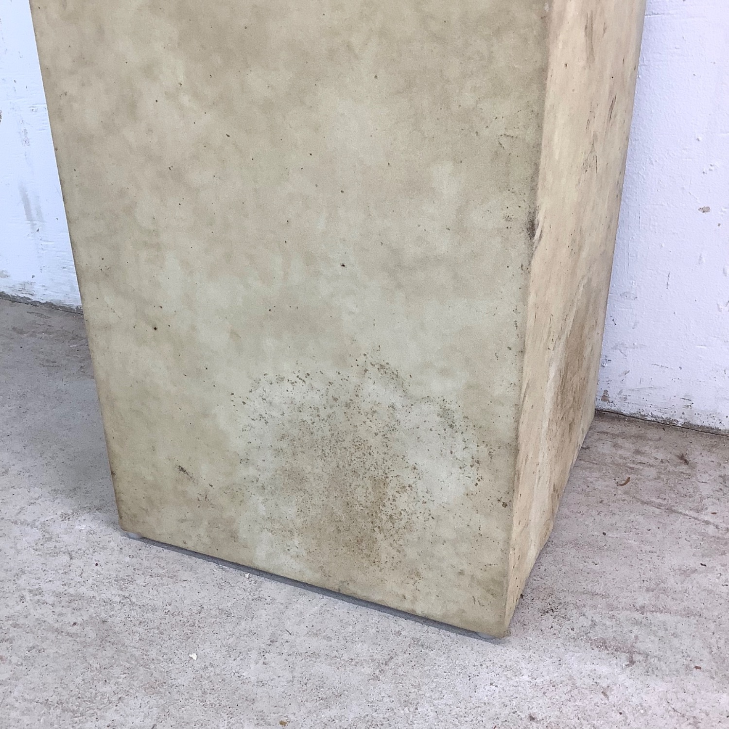 Vintage Mirrored Top Display Pedestal - image-18