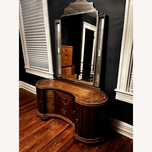 Used Art Deco Vanity with Lighted Mirror for sale on AptDeco