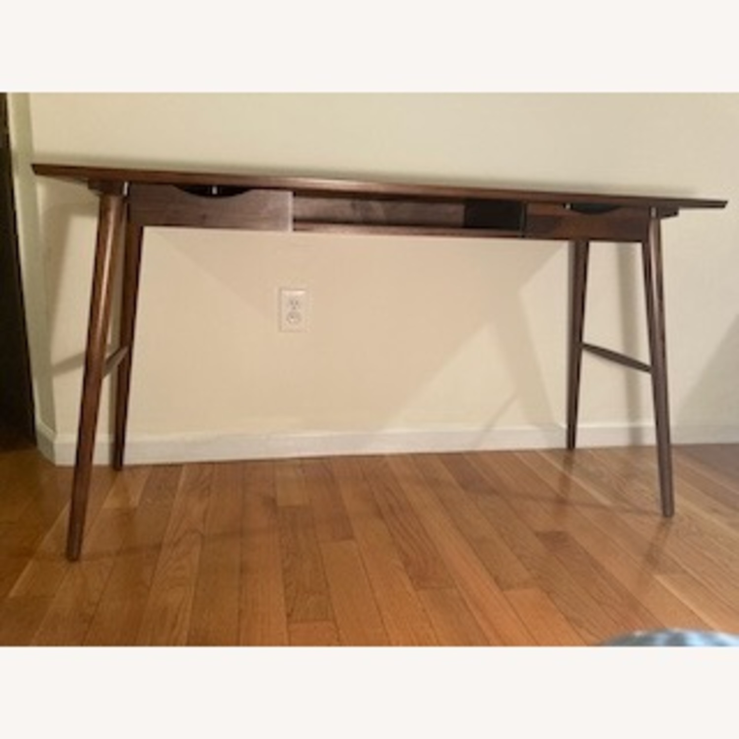 Article Culla 55" Desk Walnut - image-1