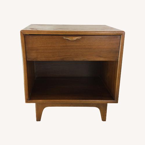 Used Mid Century Pair of Nightstands by Lane Furniture for sale on AptDeco