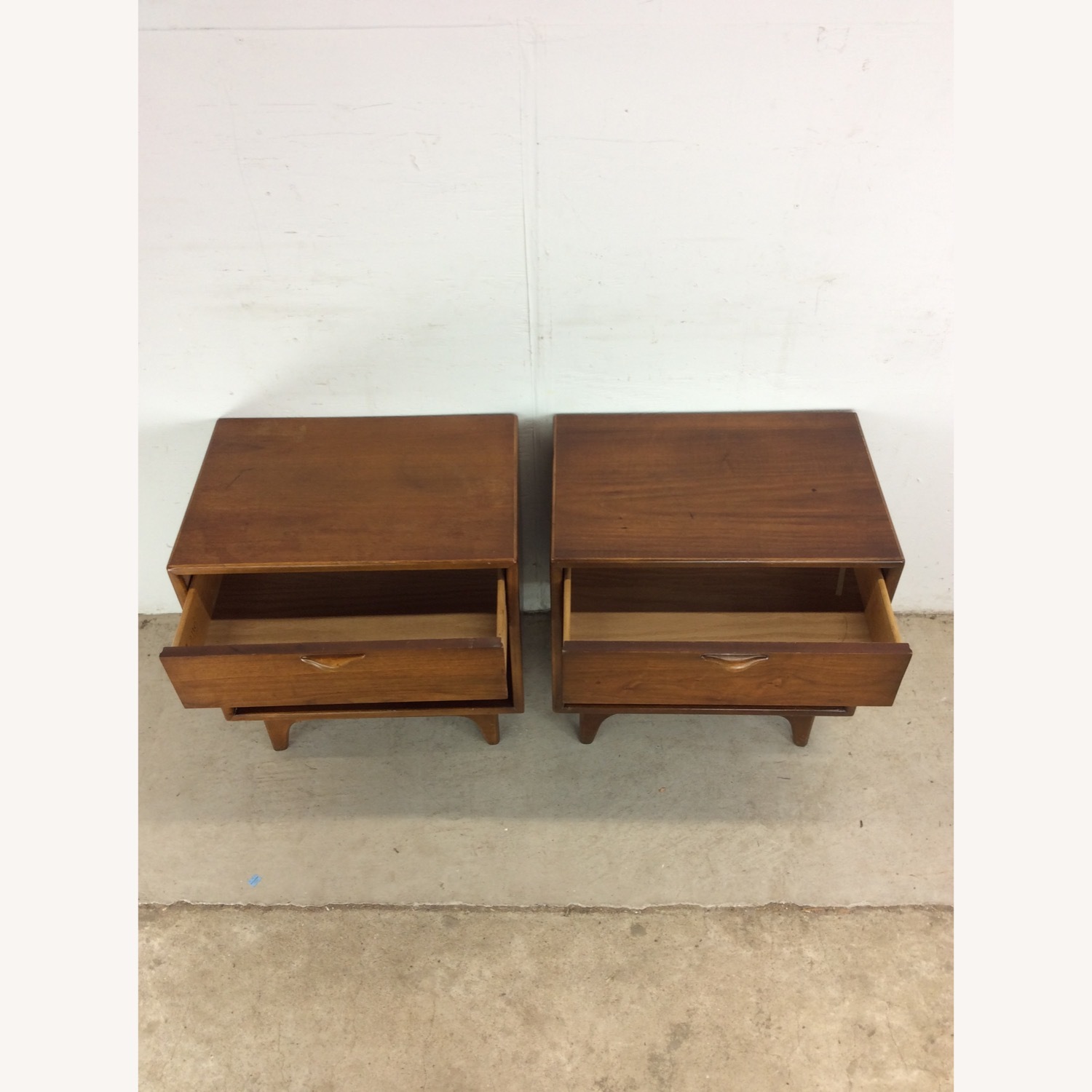 Mid Century Pair of Nightstands by Lane Furniture - image-13