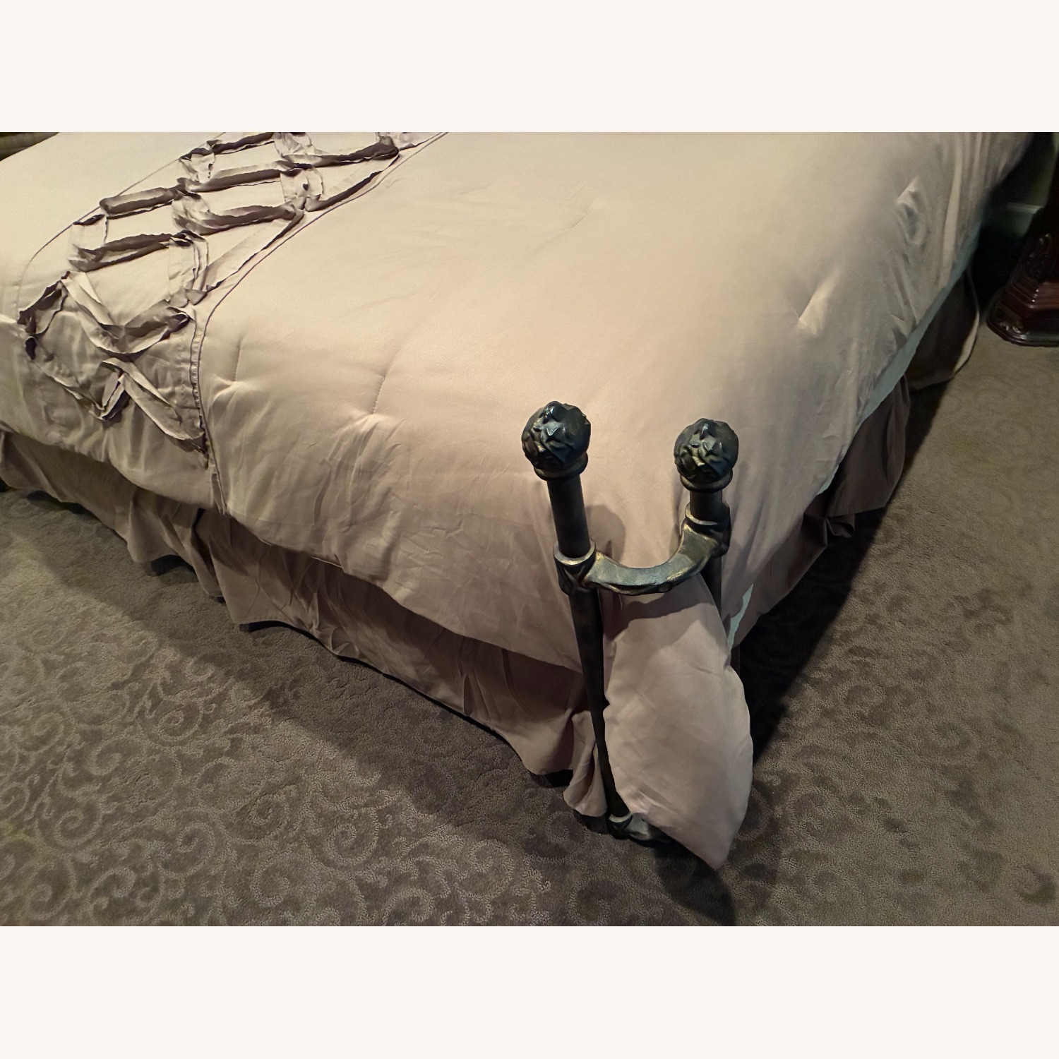 High-end Metal King Bed - image-3