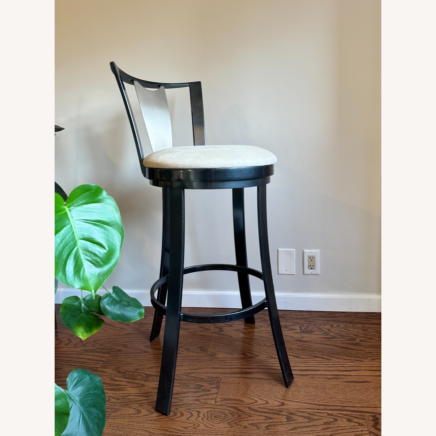 Modern Swivel Bar Stool - image-3