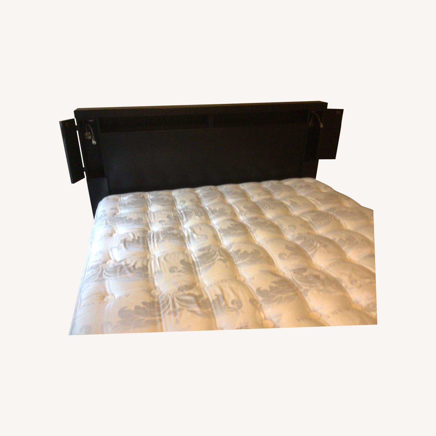Black Solid King Bed - image-0