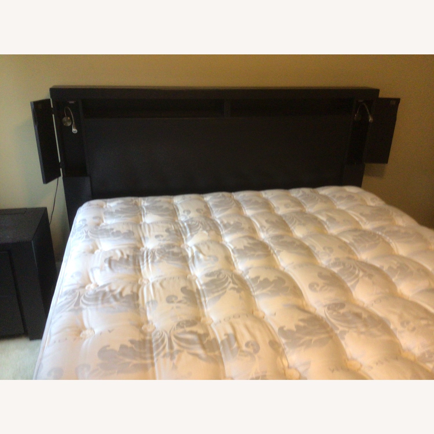 Black Solid King Bed - image-2