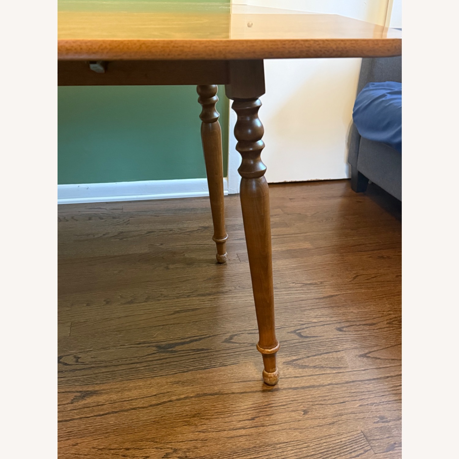 Ethan Allen Dining Table With Collapsible Sides - image-4