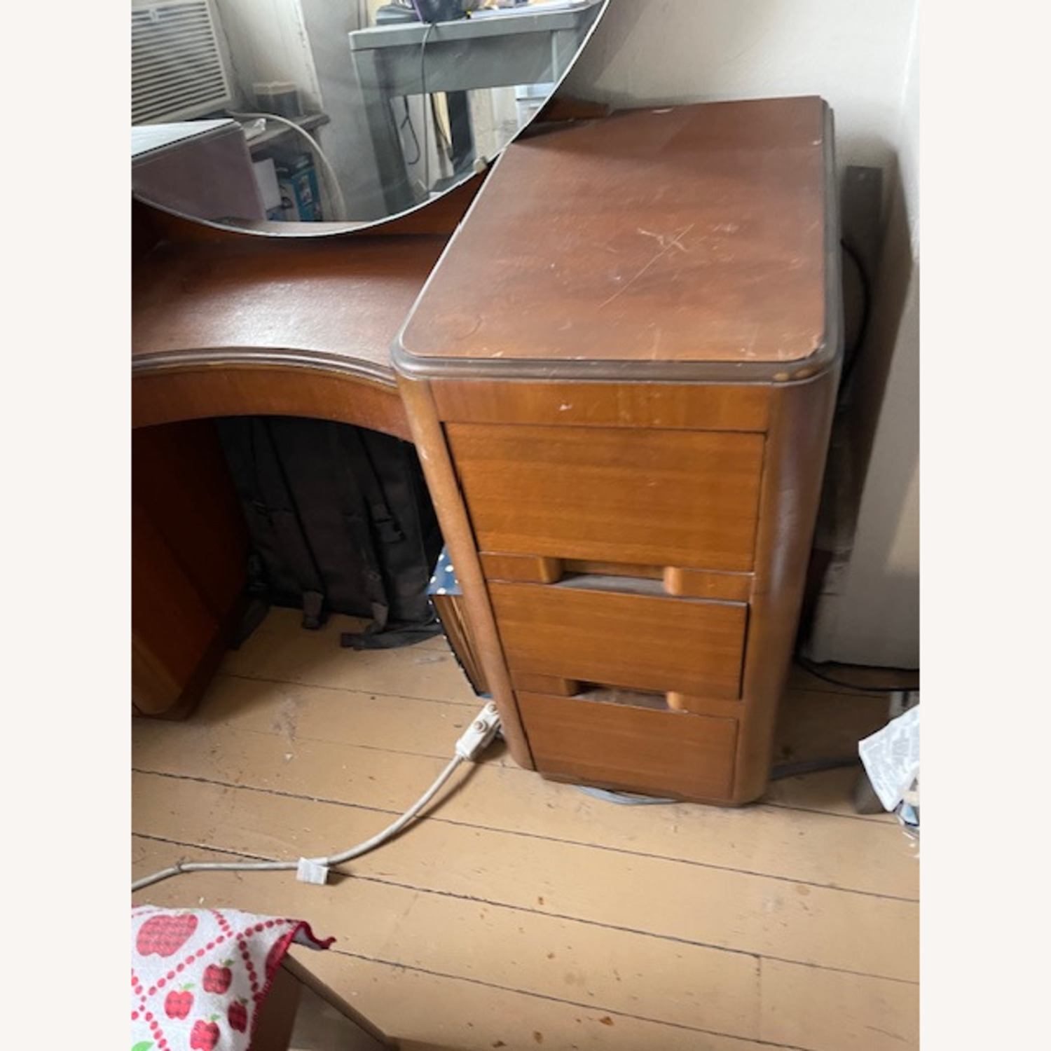 1940's American Art Deco Style Vanity - image-4