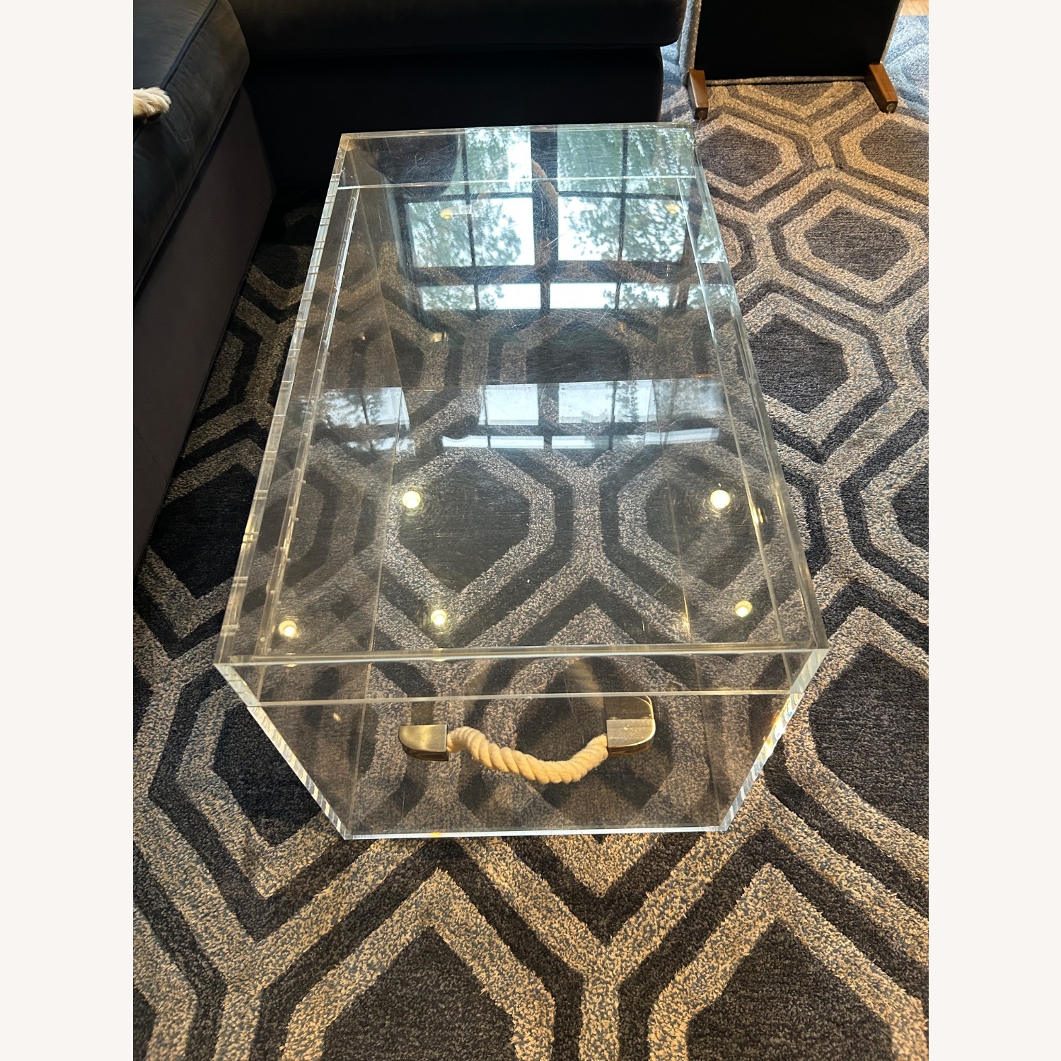 Pot Transparent Table Transparent Coffee Table - AptDeco