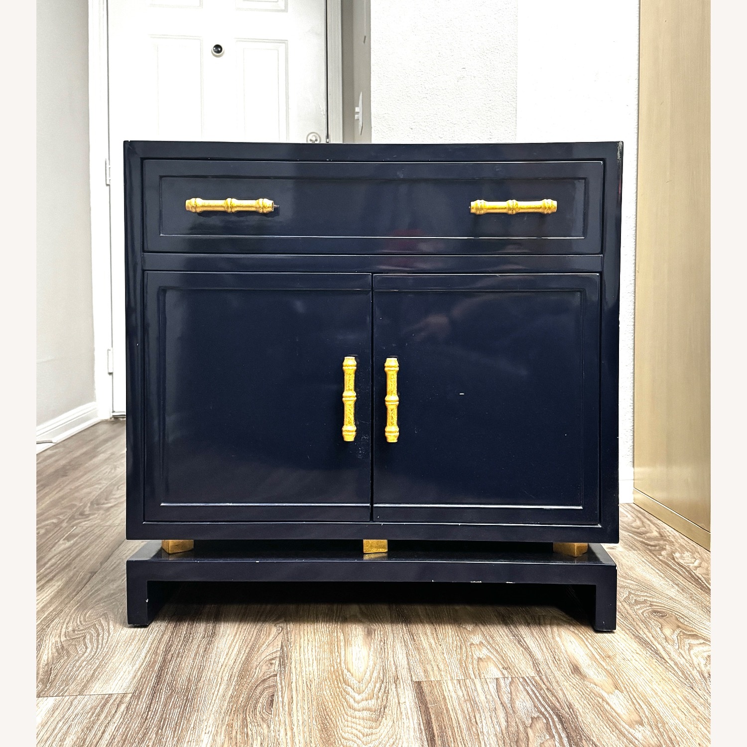 Marcus NVY Lamp Table by Worlds Away - image-1