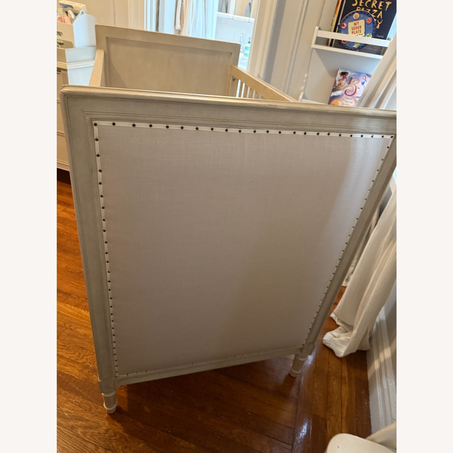 Restoration Hardware Baby & Child Marcelle Light Gray Crib - image-5