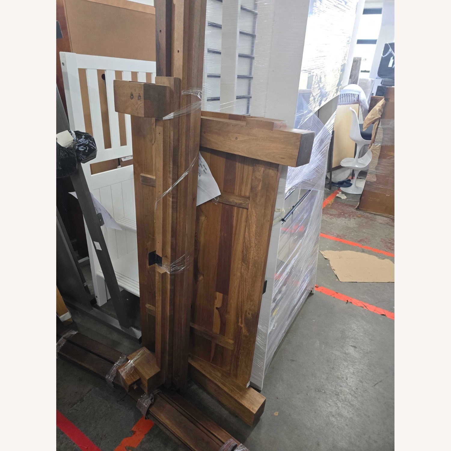 Pottery Barn Reed Platform Bed - image-4