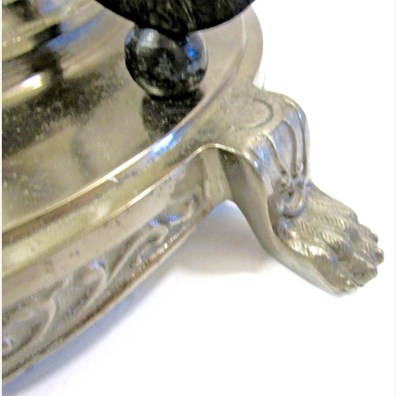 Verdi Gris Neoclassical Italian Gueridons Table - image-8