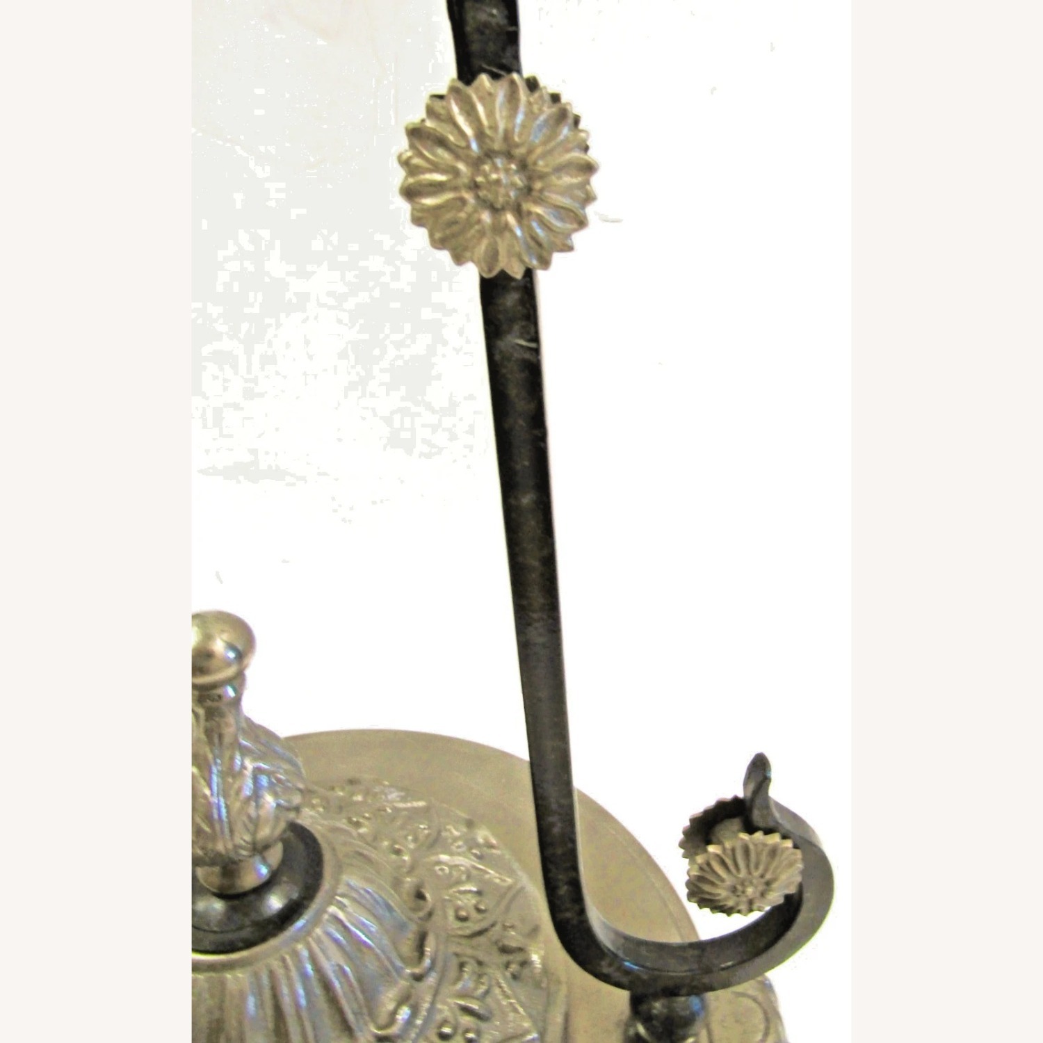 Verdi Gris Neoclassical Italian Gueridons Table - image-11