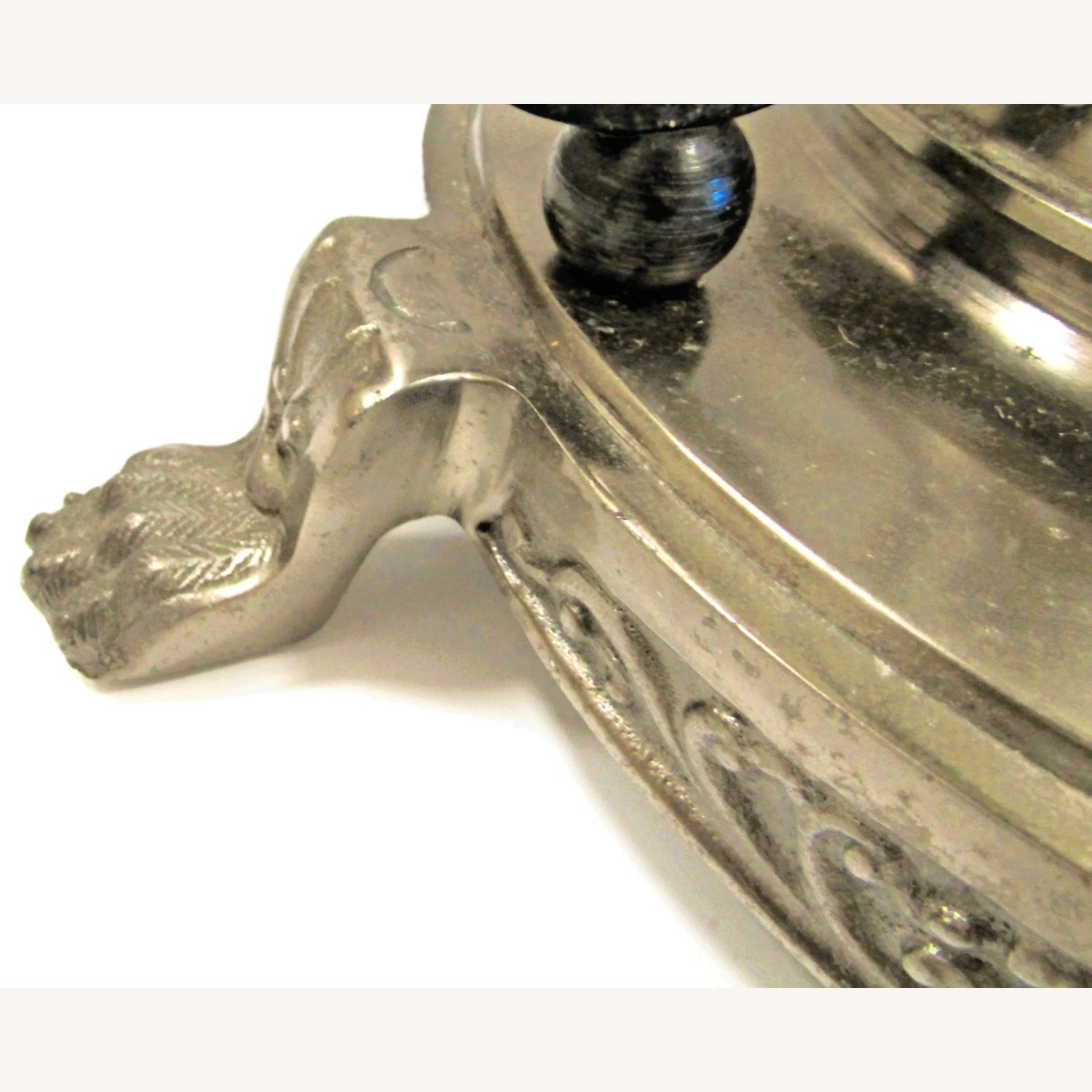 Verdi Gris Neoclassical Italian Gueridons Table - image-9