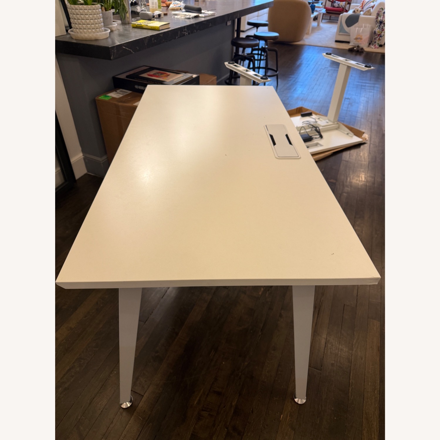 Branch Desks White on White - image-5