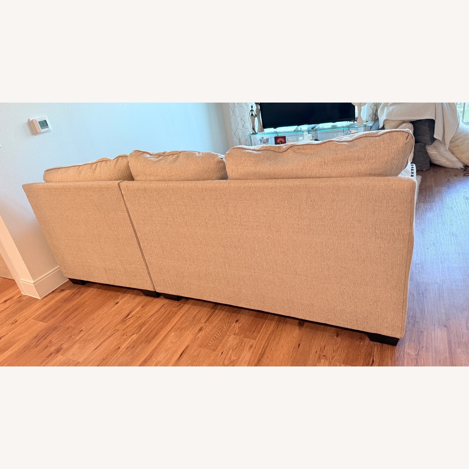 Ashley Furniture Dellara Light beige 3+ Piece Sectional - image-6