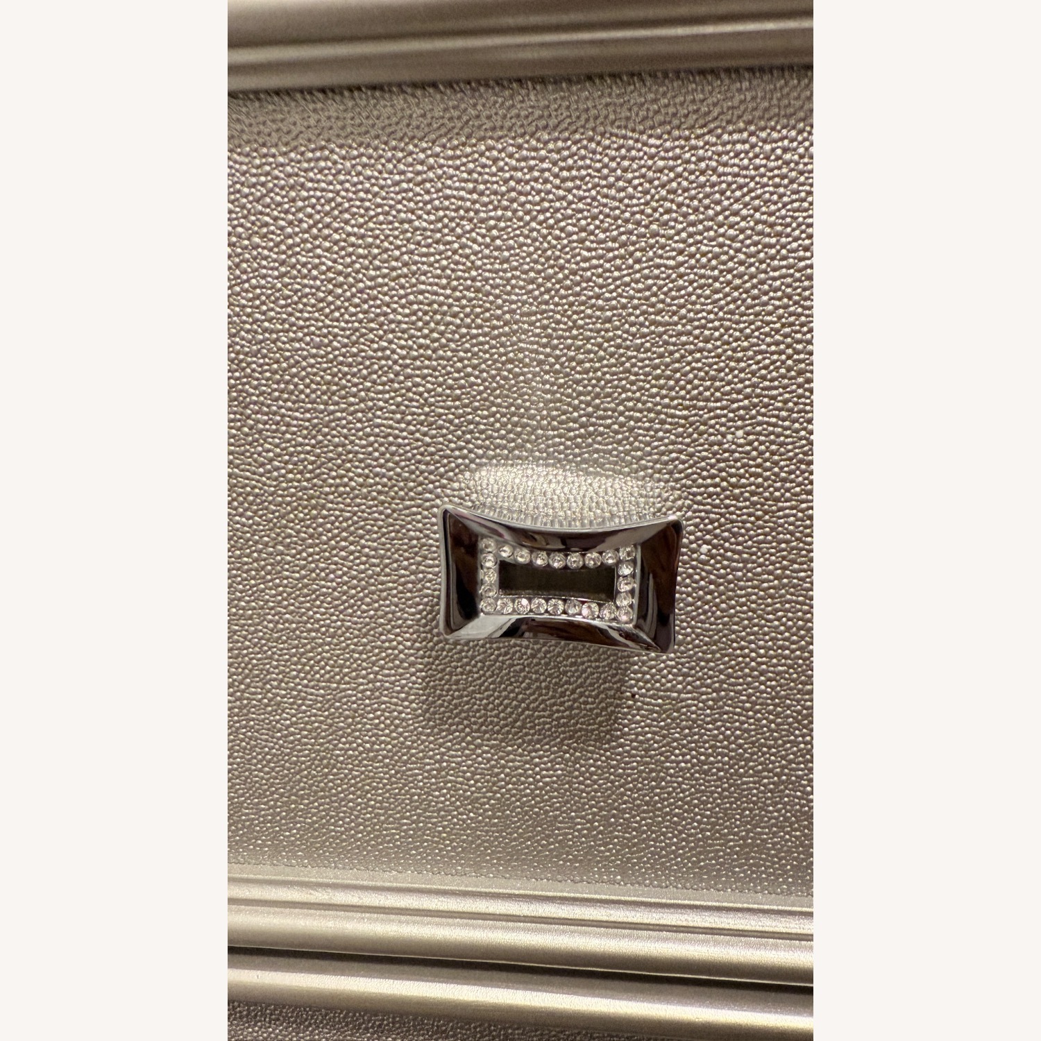 Ashley Furniture Coralayne 5 Drawer Chest of Drawers - image-2