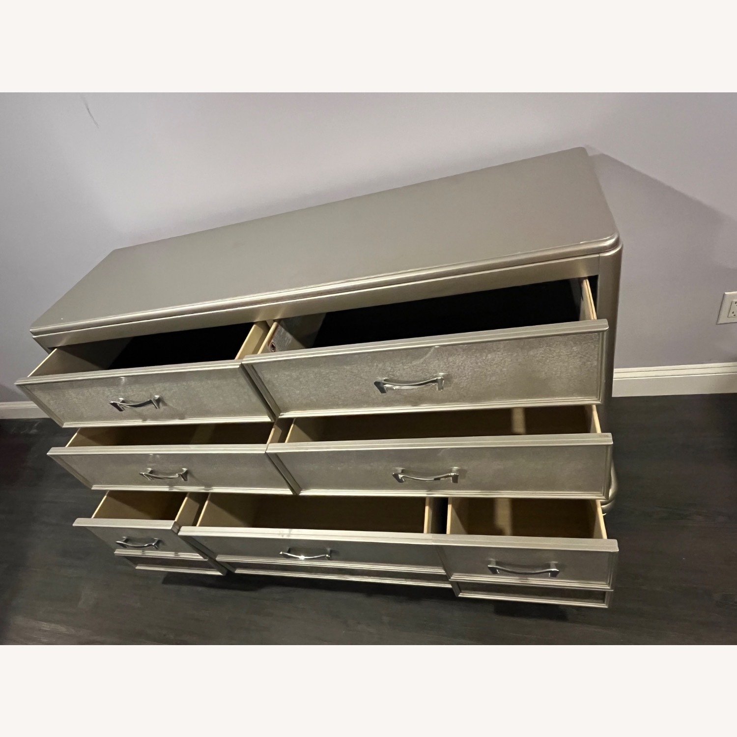 Coralayne Silver Dresser Seven Drawers - image-5