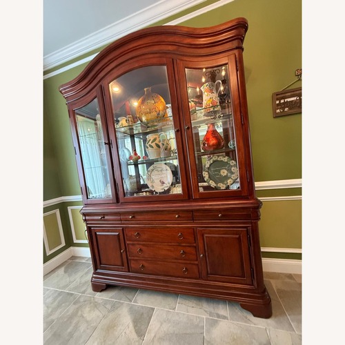 Used Raymour & Flanigan China  for sale on AptDeco