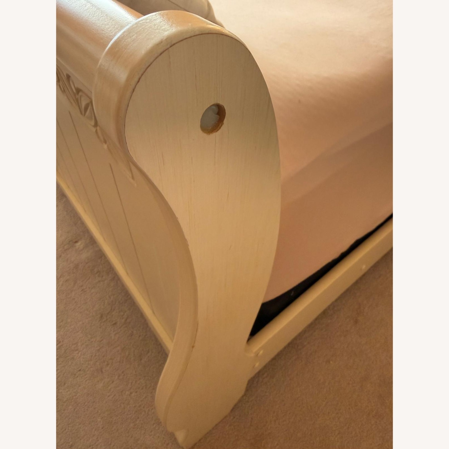 Ashley Furniture Queen Bed - image-5