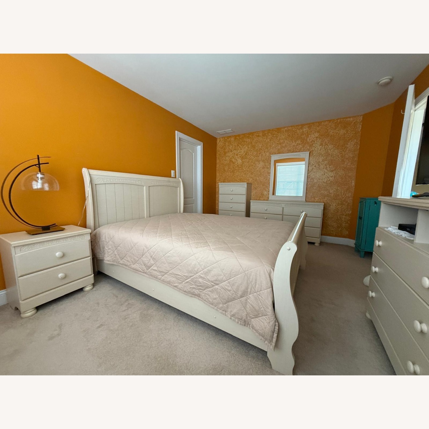 Ashley Furniture Queen Bed - image-3