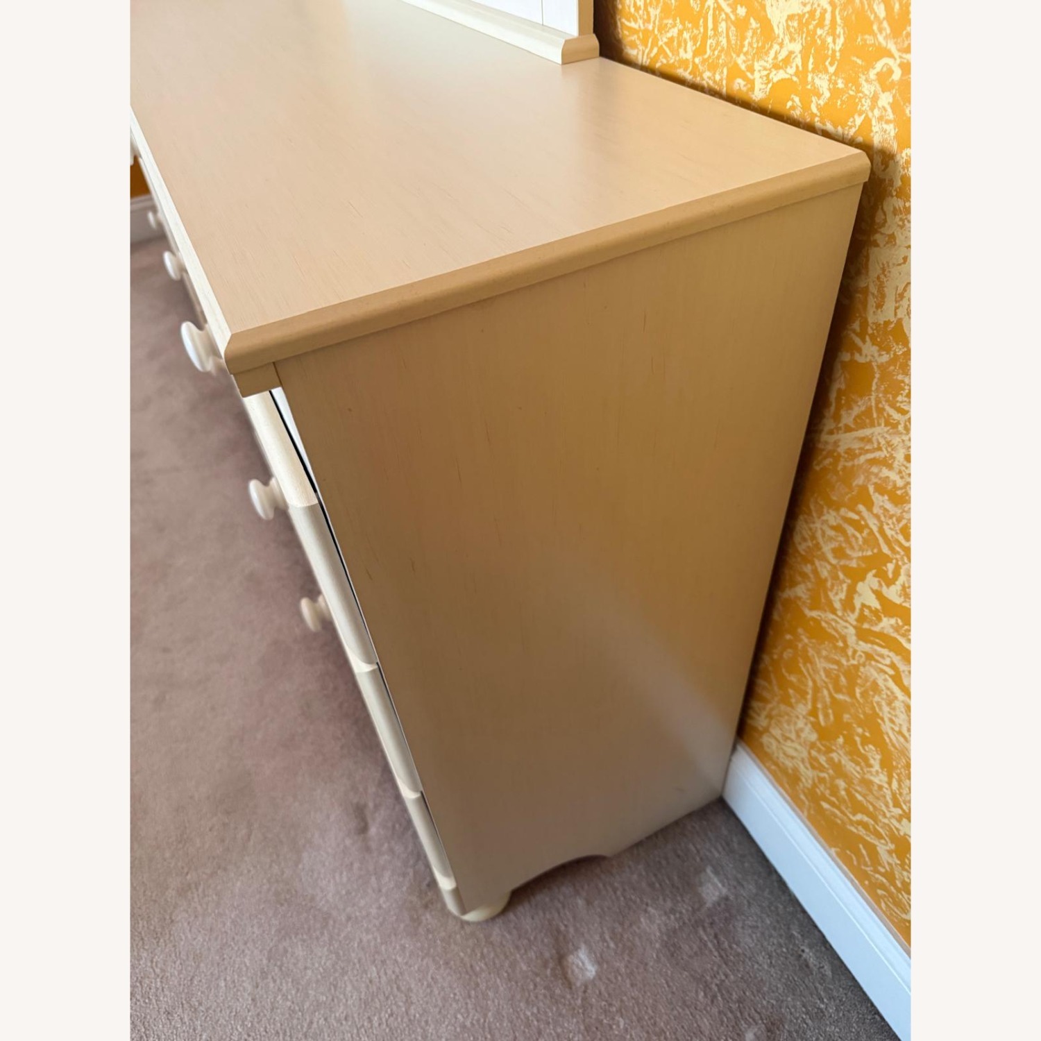 Ashley Furniture Cottage Retreat Dresser With Mirror - image-3