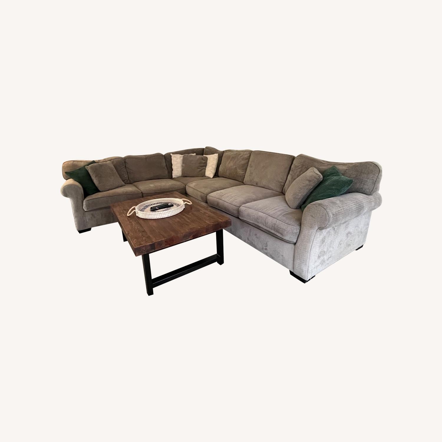 Raymour & Flanigan Light Gray 2 Piece Sectional - image-0