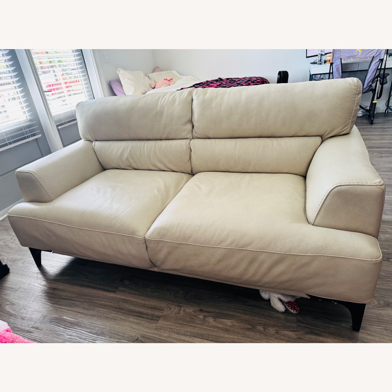 Softline A/S White Leather 2 Seater Sofa - image-4