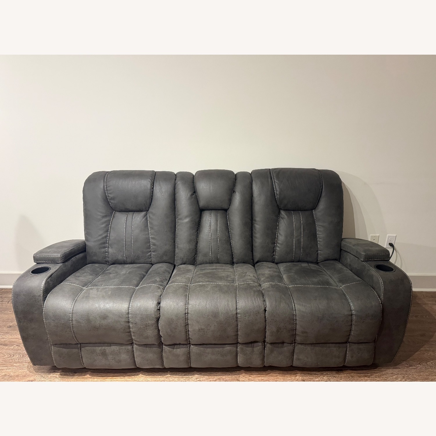 Bob's Discount Furniture Dark Gray 3+ Seater Sofa - image-2