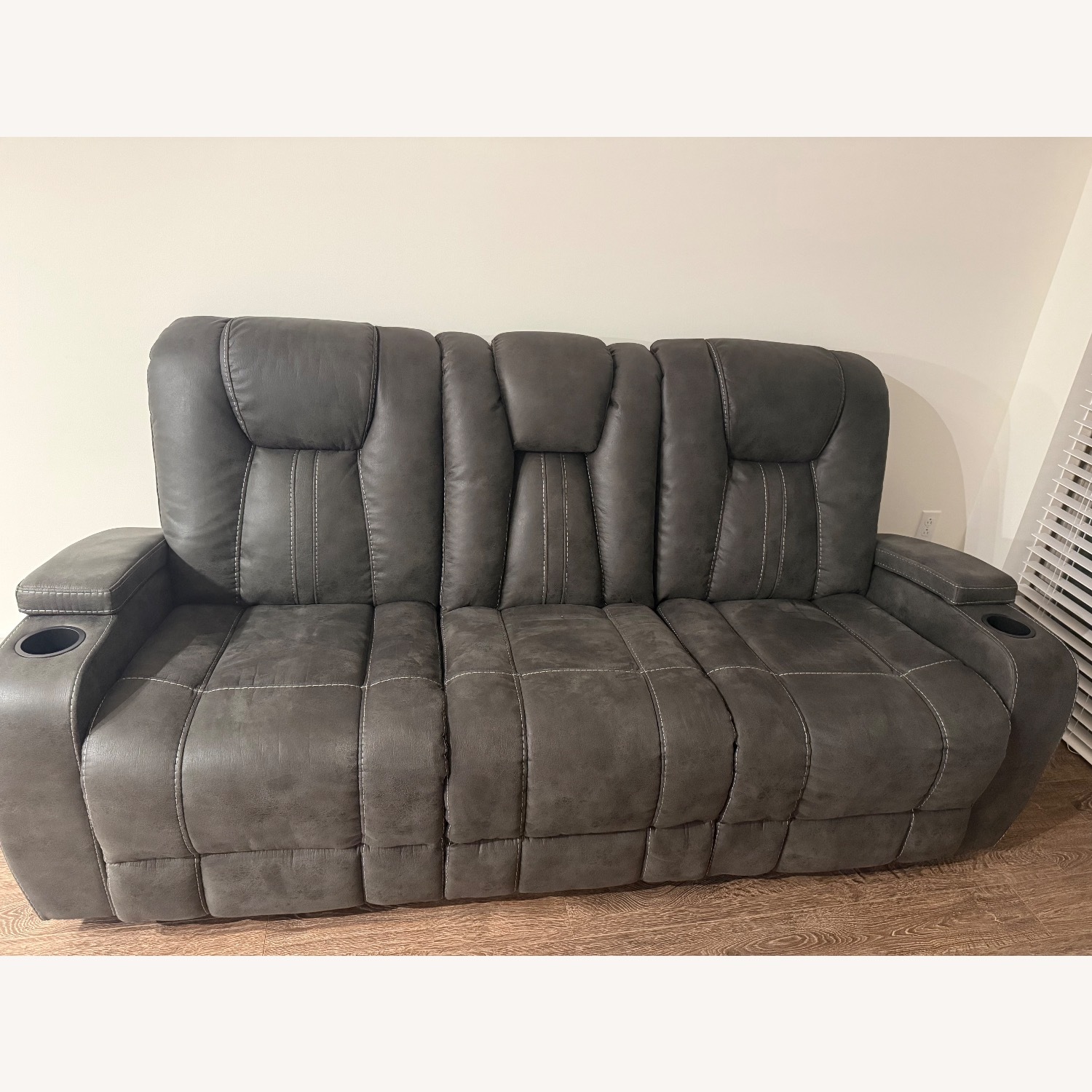 Bob's Discount Furniture Dark Gray 3+ Seater Sofa - image-1