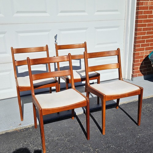 Used Modern Teak Dining Chairs for sale on AptDeco