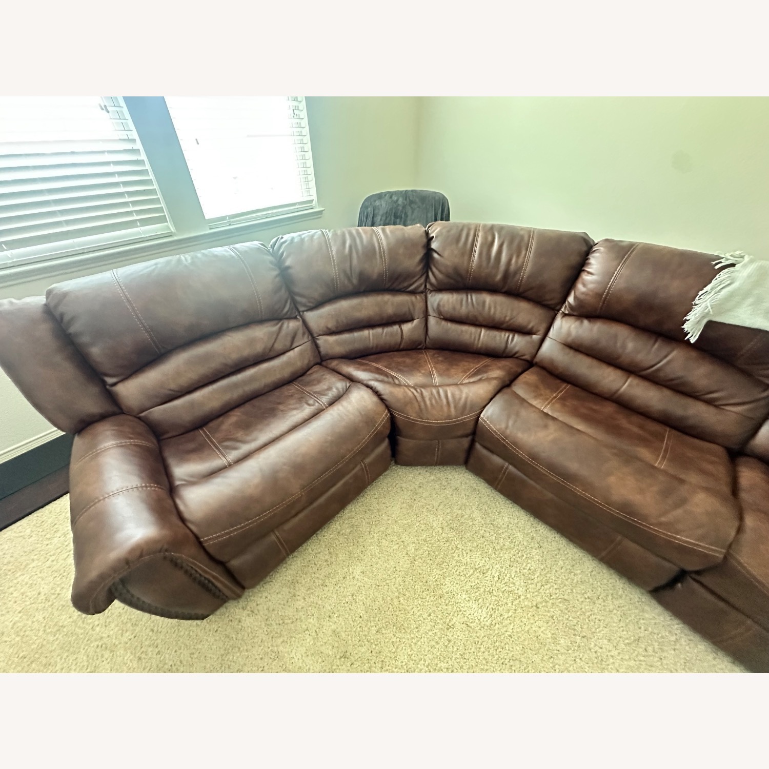 Rooms 2 Go Leather Sectional - image-6