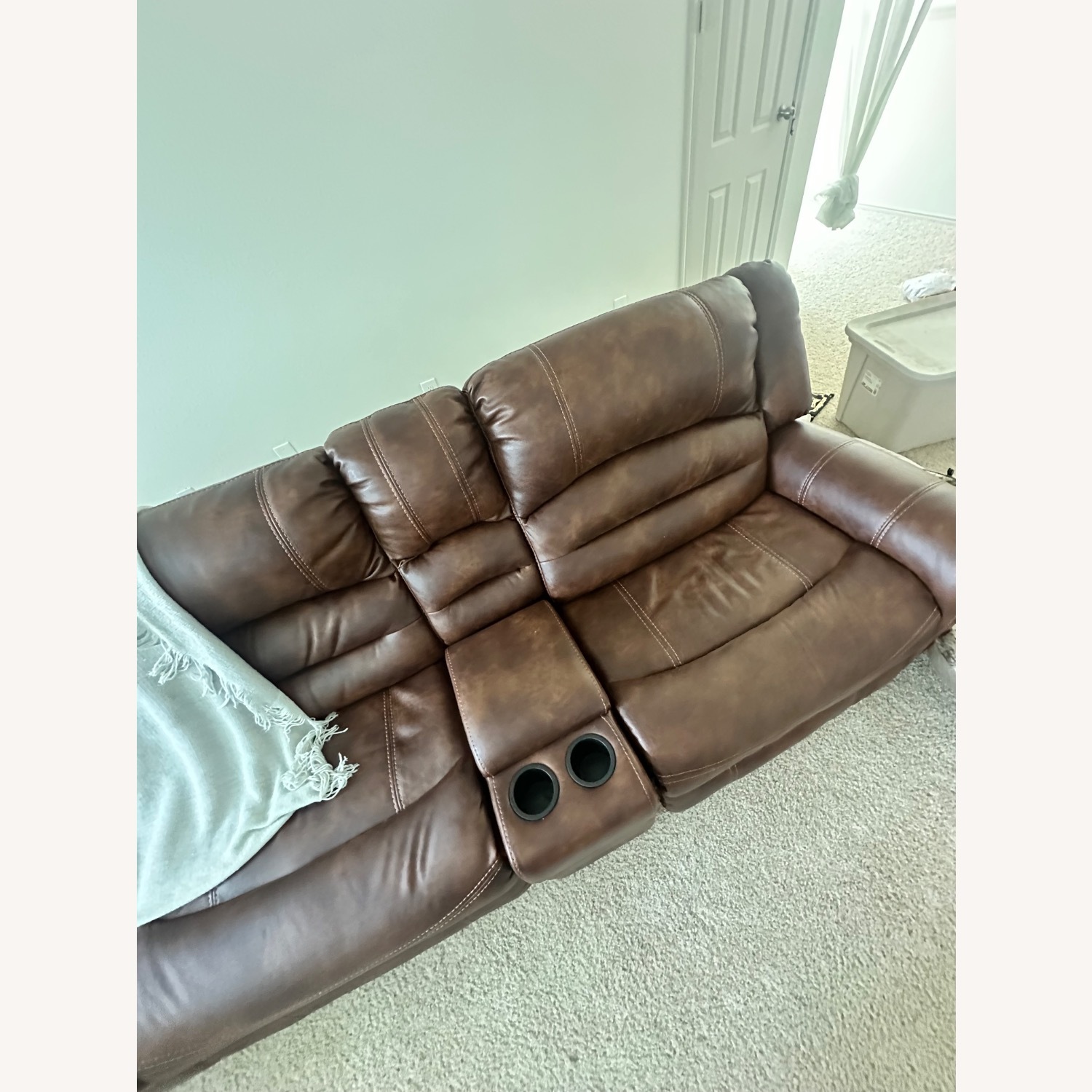 Rooms 2 Go Leather Sectional - image-9