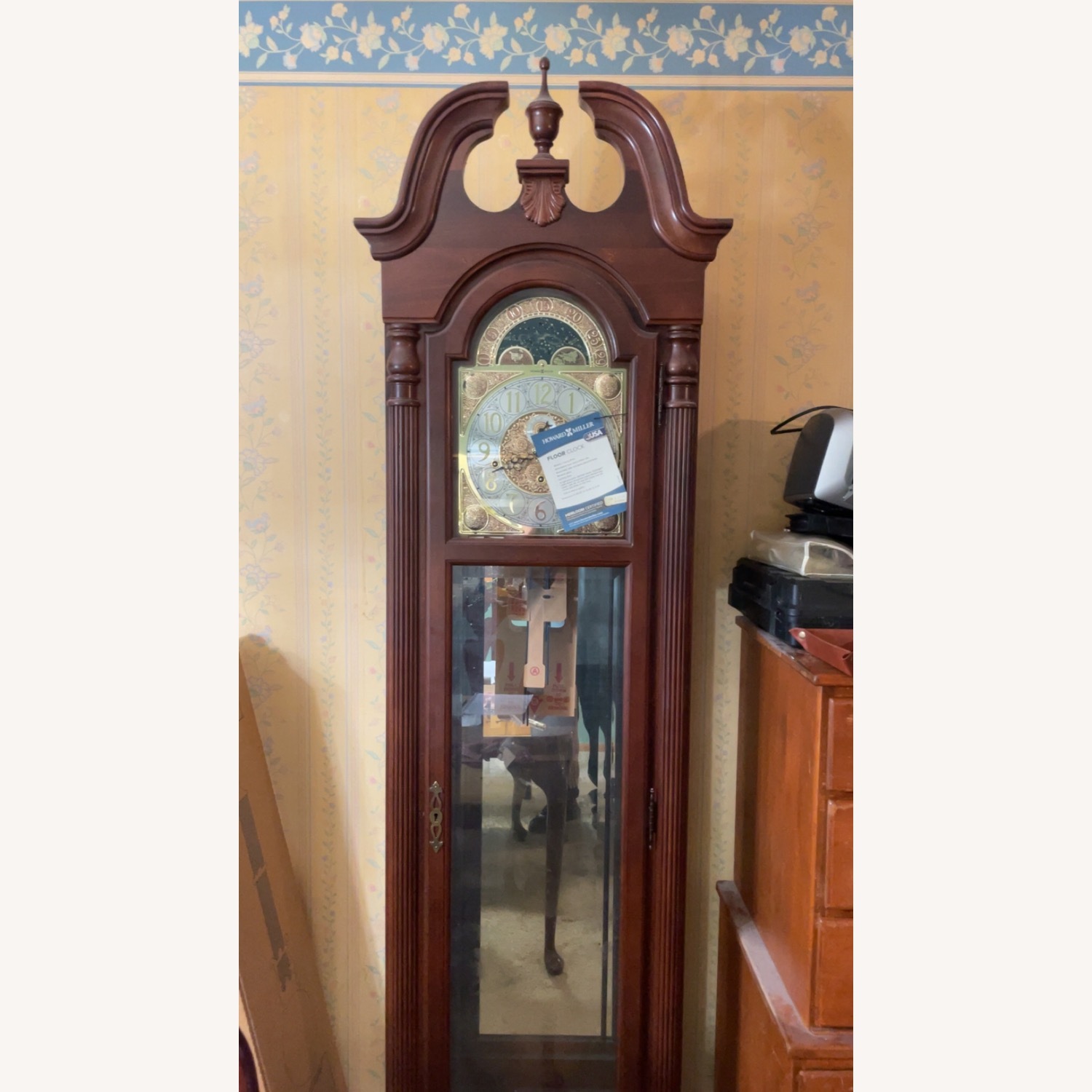 Howard Miller Benjamin Décor - image-1