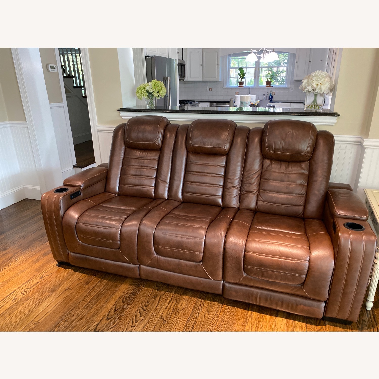 Ashley Leather Massage Reclining Sofa - image-5