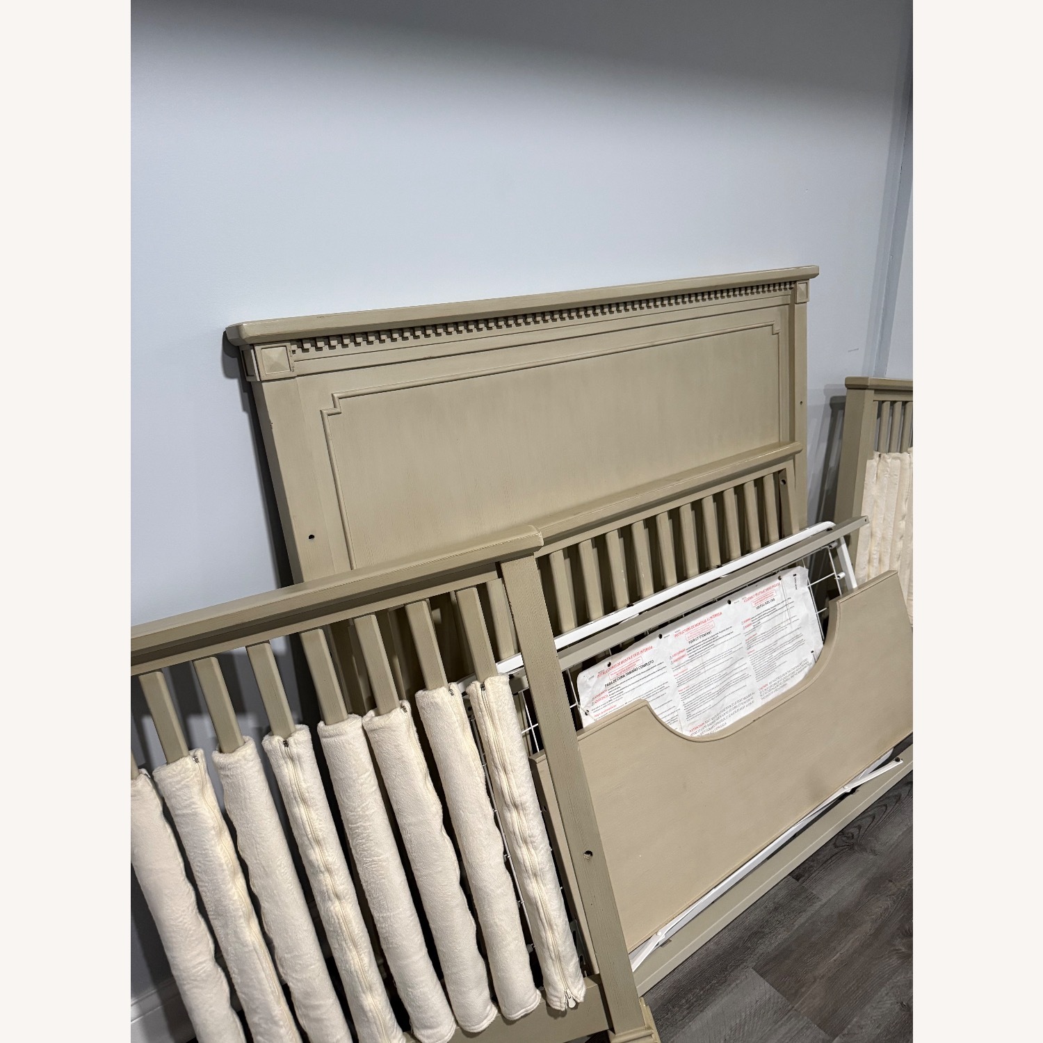 Restoration Hardware Jameson Crib - image-4