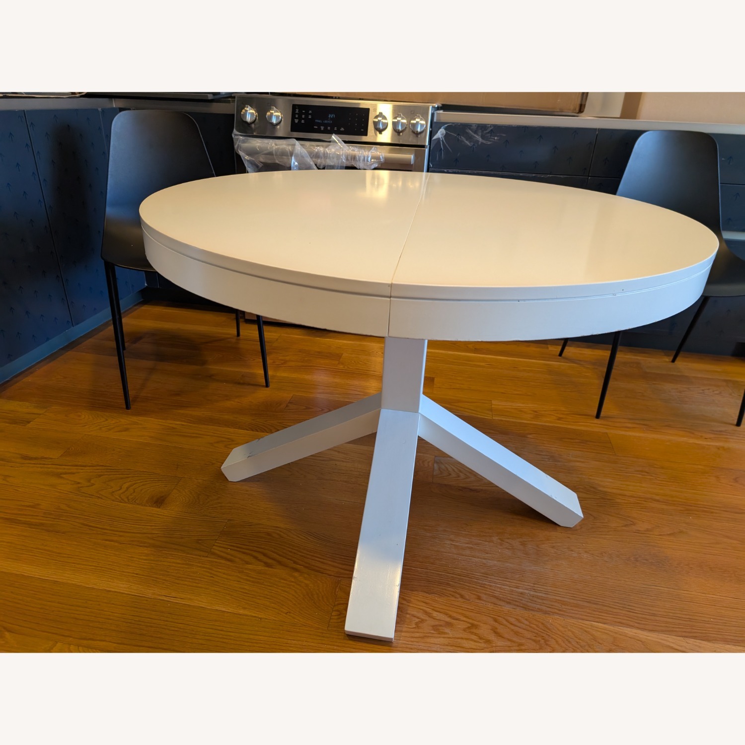 West Elm Poppy Extendable Dining Table (42"–60") - image-4