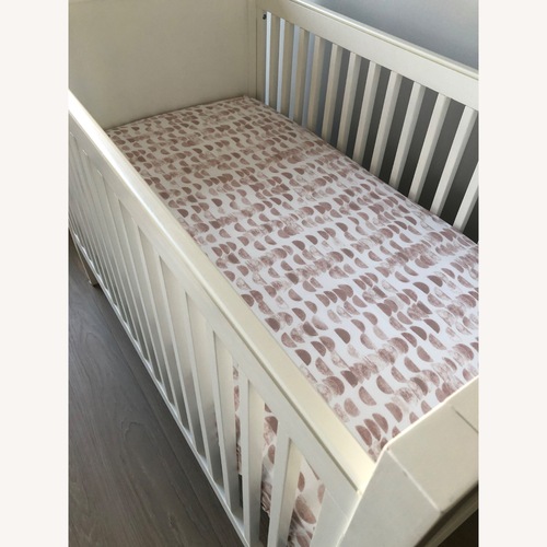 Used Pottery Barn Kids Emery Crib for sale on AptDeco