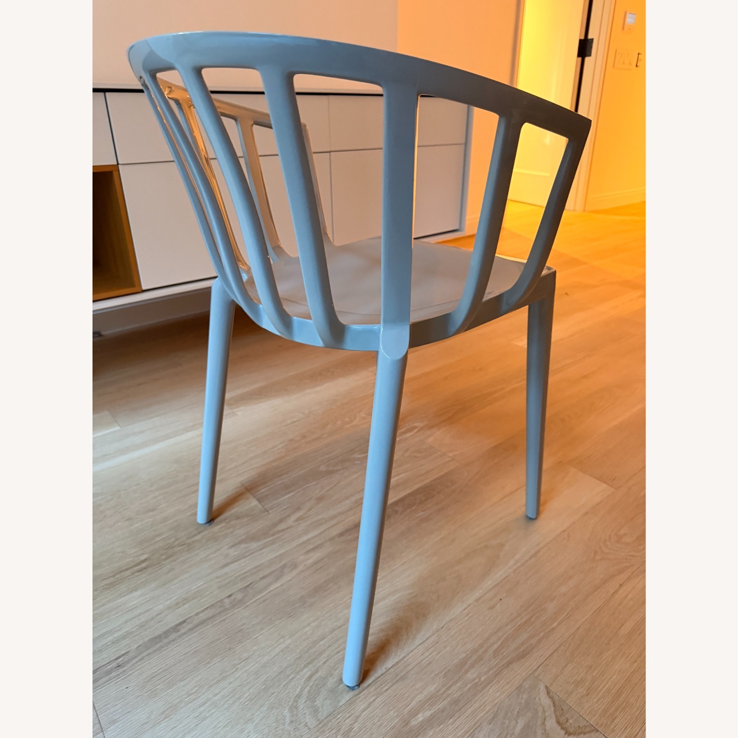 Kartell Venice Light Gray Plastic Dining Chairs X4 - image-3
