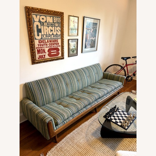 Used Vintage/Antique Green 3+ Seater Sofa for sale on AptDeco