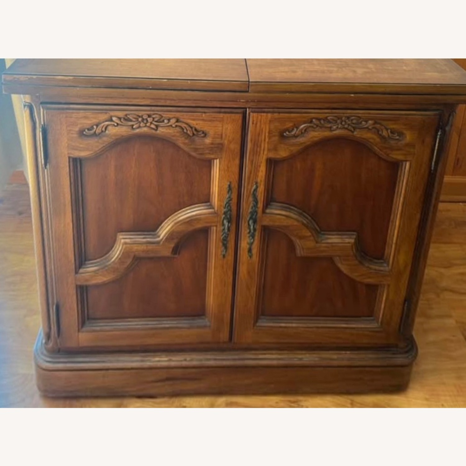 Thomasville Furniture Expandable Bar Cart - image-3