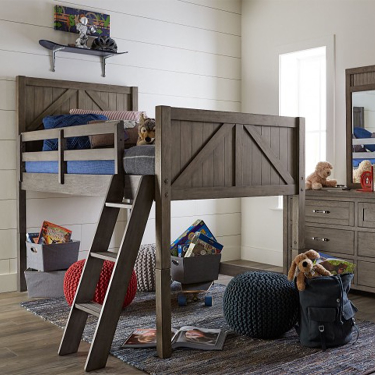 Country Willow Aged Barnwood Bunkhouse - image-1