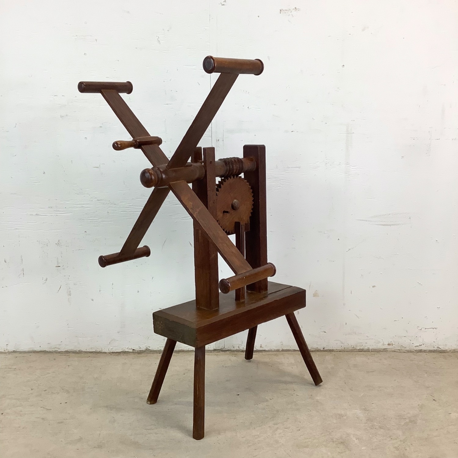 Rustic Farmhouse Yarn Winding Wheel Decor - image-9