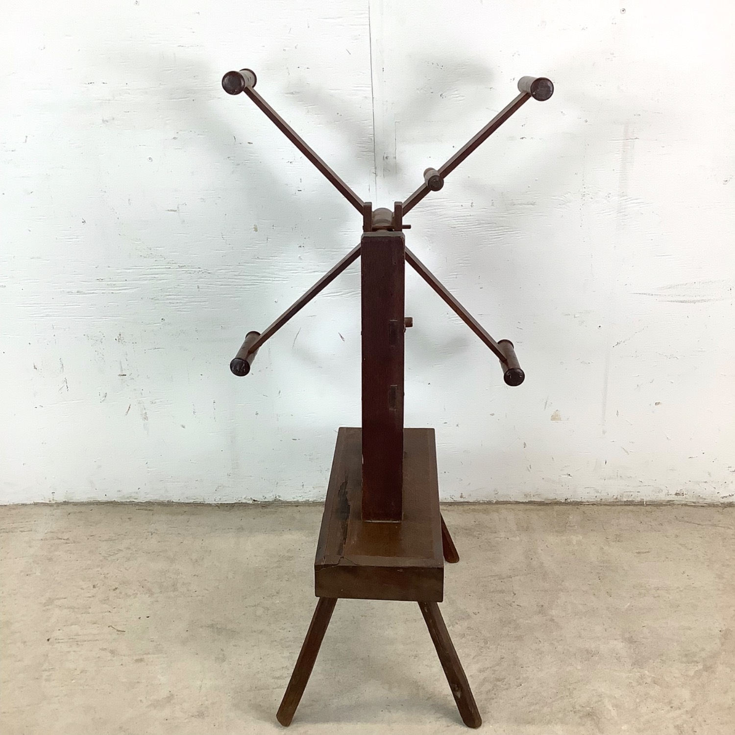 Rustic Farmhouse Yarn Winding Wheel Decor - image-8